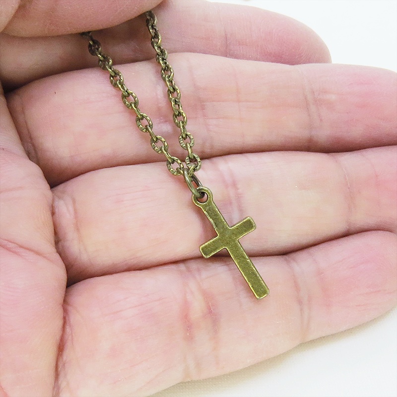 アンティークゴールド ロザリオチャームと模様入りチェーンのシンプルなブレスレット アジャスター追加可