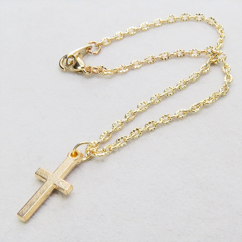 マットゴールド ロザリオチャームと模様入りチェーンのシンプルなブレスレット アジャスター追加可