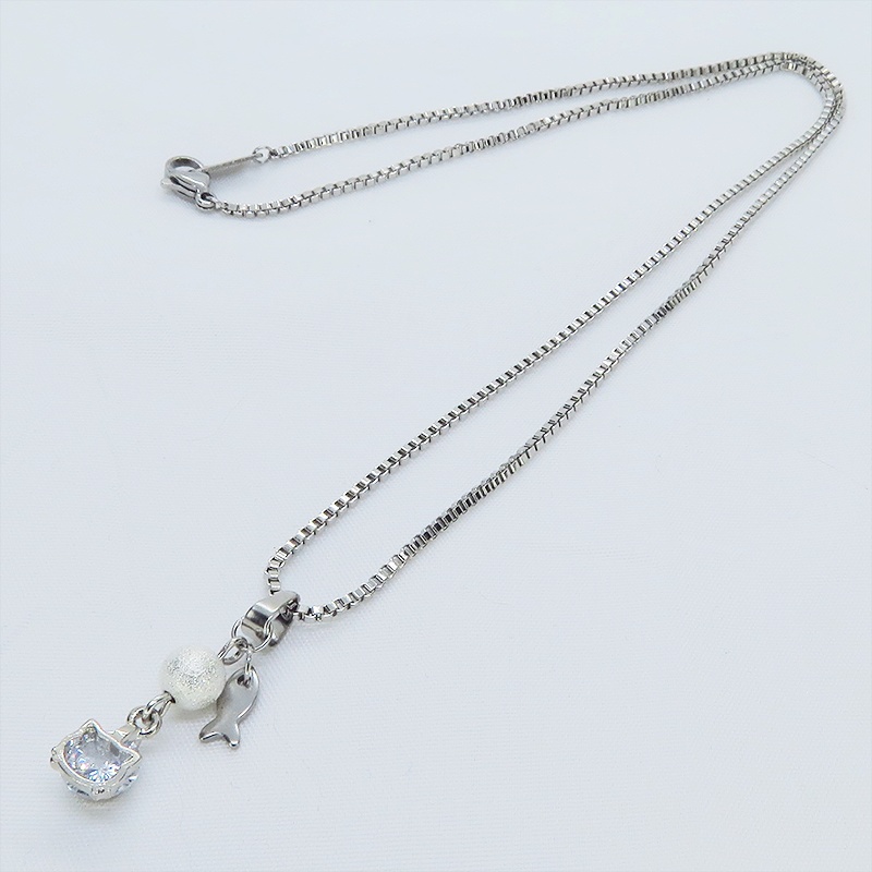 ステンレス製 シルバーカラー 猫フレームキュービックジルコニアのコンパクトなネックレス ベネチアンチェーン