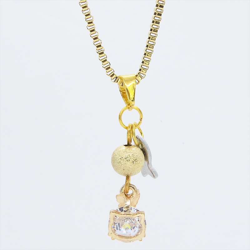 ステンレス製 マットゴールド 猫フレームキュービックジルコニアのコンパクトなネックレス ベネチアンチェーン