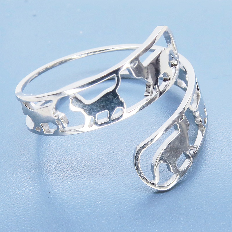 ステンレス製 シルバーカラー 歩く猫シルエットが連なる大人可愛いリング フリーサイズ