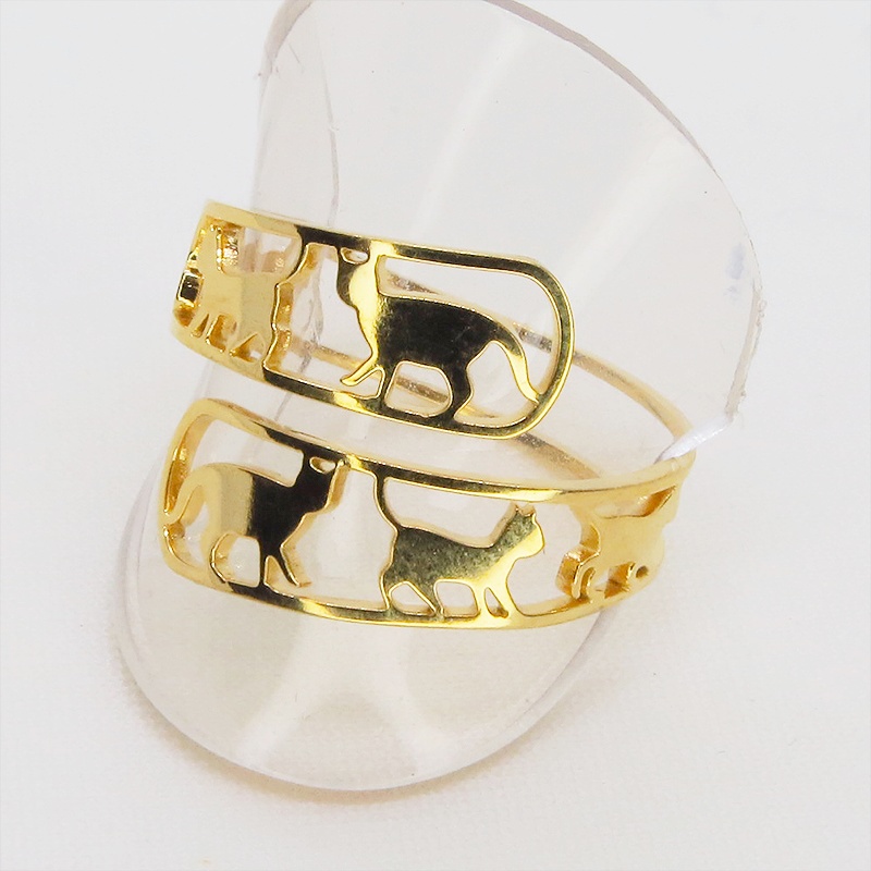 ステンレス製 ゴールドカラー 歩く猫シルエットが連なる大人可愛いリング フリーサイズ