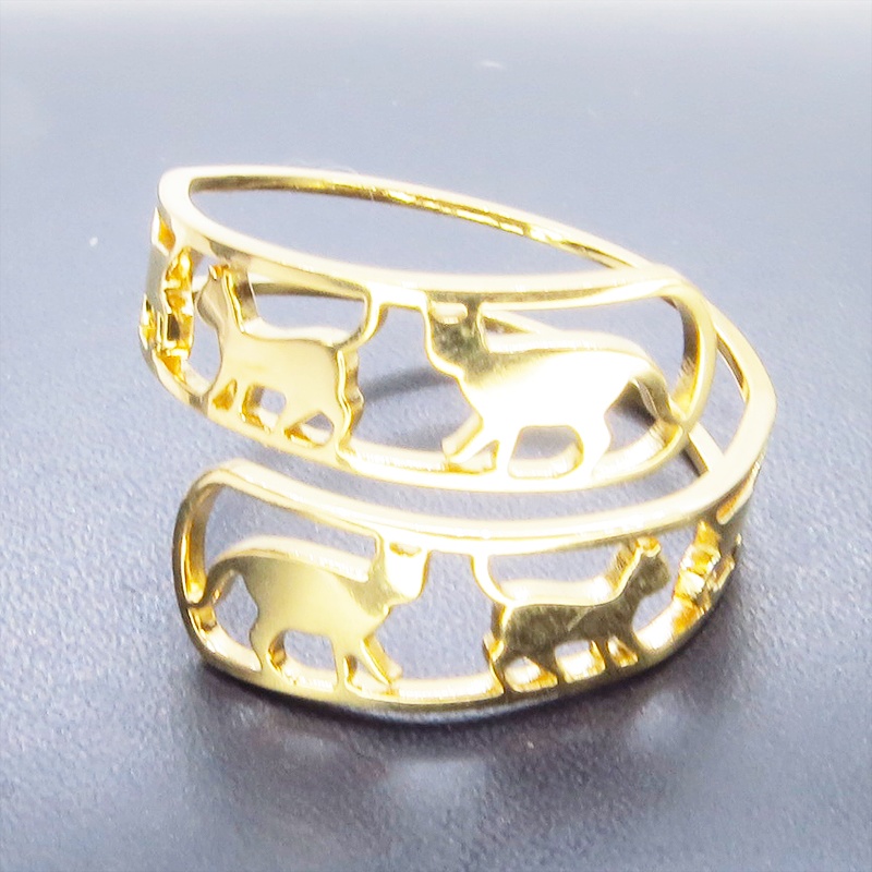 ステンレス製 ゴールドカラー 歩く猫シルエットが連なる大人可愛いリング フリーサイズ