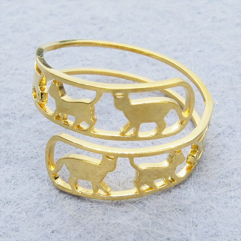 ステンレス製 ゴールドカラー 歩く猫シルエットが連なる大人可愛いリング フリーサイズ