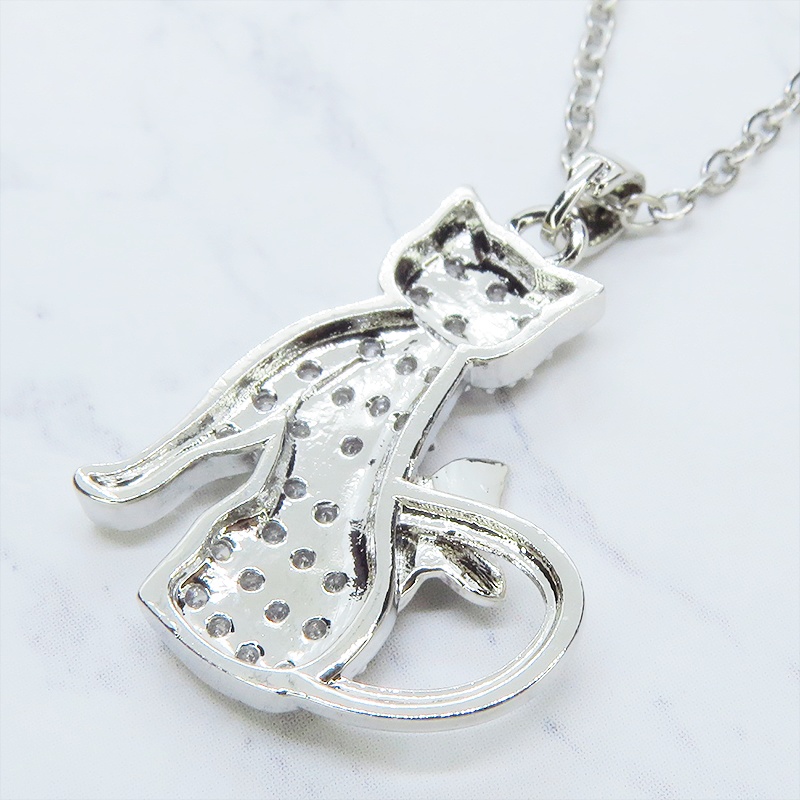 シルバーカラー ステンレス 猫シルエットのペンダントネックレス ラインストーン ビジュー アジャスター付