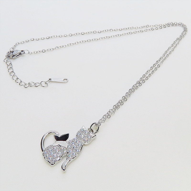シルバーカラー ステンレス 猫シルエットのペンダントネックレス ラインストーン ビジュー アジャスター付