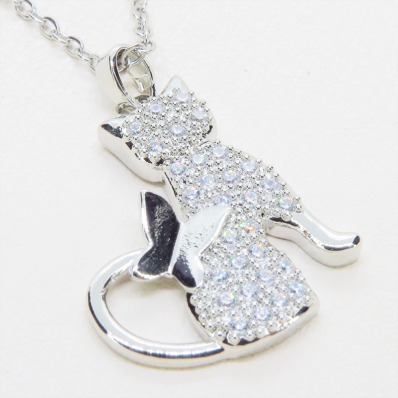 シルバーカラー ステンレス 猫シルエットのペンダントネックレス ラインストーン ビジュー アジャスター付