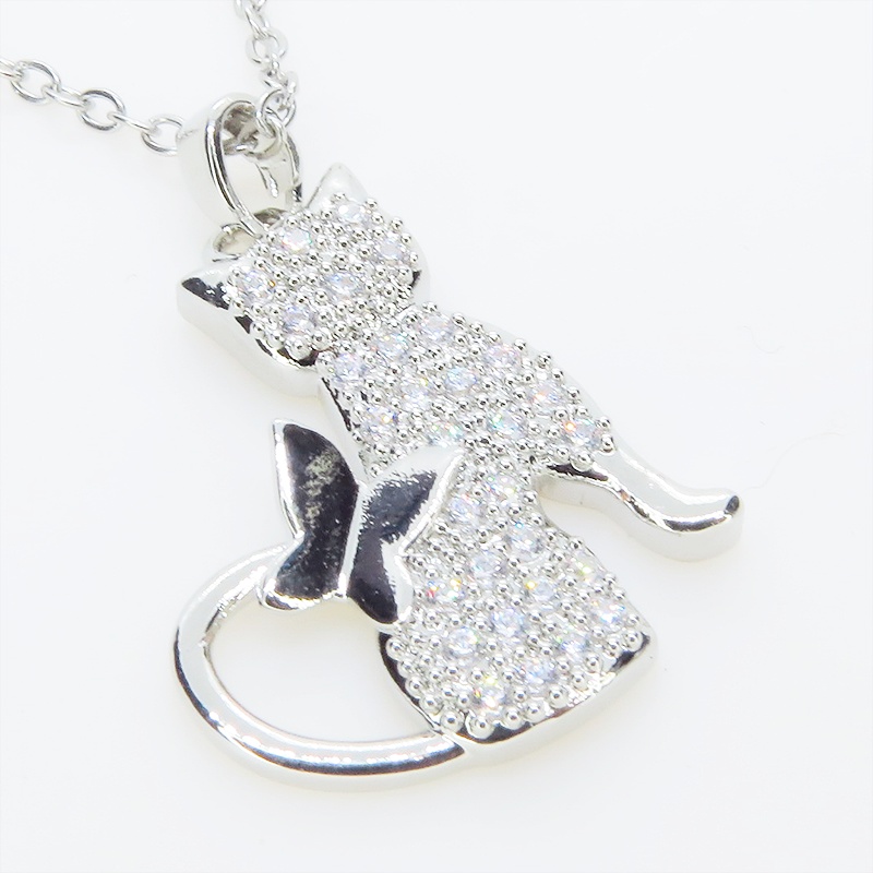 シルバーカラー ステンレス 猫シルエットのペンダントネックレス ラインストーン ビジュー アジャスター付