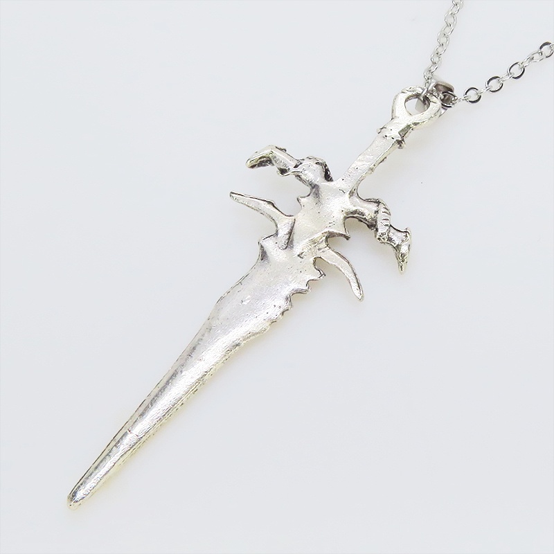 アンティークシルバー ゴシック調ソード(剣)のペンダントネックレス アジャスター付 長さ調整可