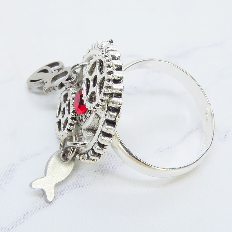 アンティークシルバー 猫と歯車のスチームパンク風リング スワロフスキー(スカーレット) フリーサイズ