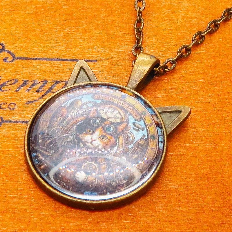 アンティークゴールド 猫耳カボションペンダントネックレス スチームパンク 三毛猫パイロット 長さ調整可