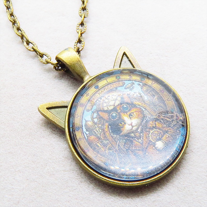 アンティークゴールド 猫耳カボションペンダントネックレス スチームパンク 三毛猫パイロット 長さ調整可