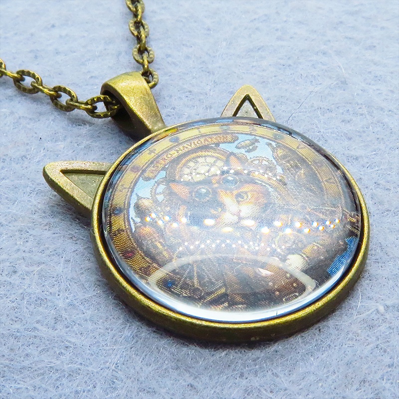 アンティークゴールド 猫耳カボションペンダントネックレス スチームパンク 三毛猫パイロット 長さ調整可