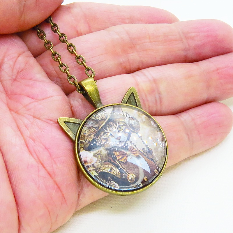 アンティークゴールド 猫耳カボションペンダントネックレス スチームパンク キジシロ貴婦人 長さ調整可