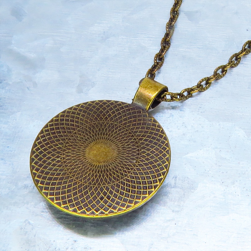 アンティークゴールド 羅針盤の描かれたスチームパンク風カボションペンダントネックレス TYPE-A 長さ調整可