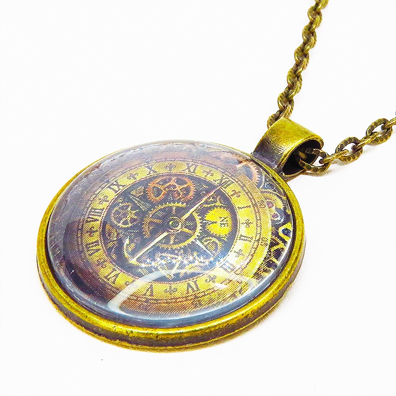 アンティークゴールド 羅針盤の描かれたスチームパンク風カボションペンダントネックレス TYPE-A 長さ調整可