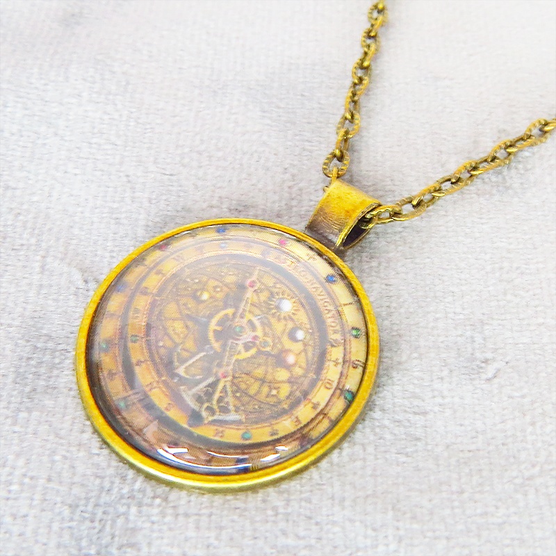 アンティークゴールド 羅針盤と歯車の描かれたスチームパンク風カボションペンダントネックレス TYPE-B 長さ調整可