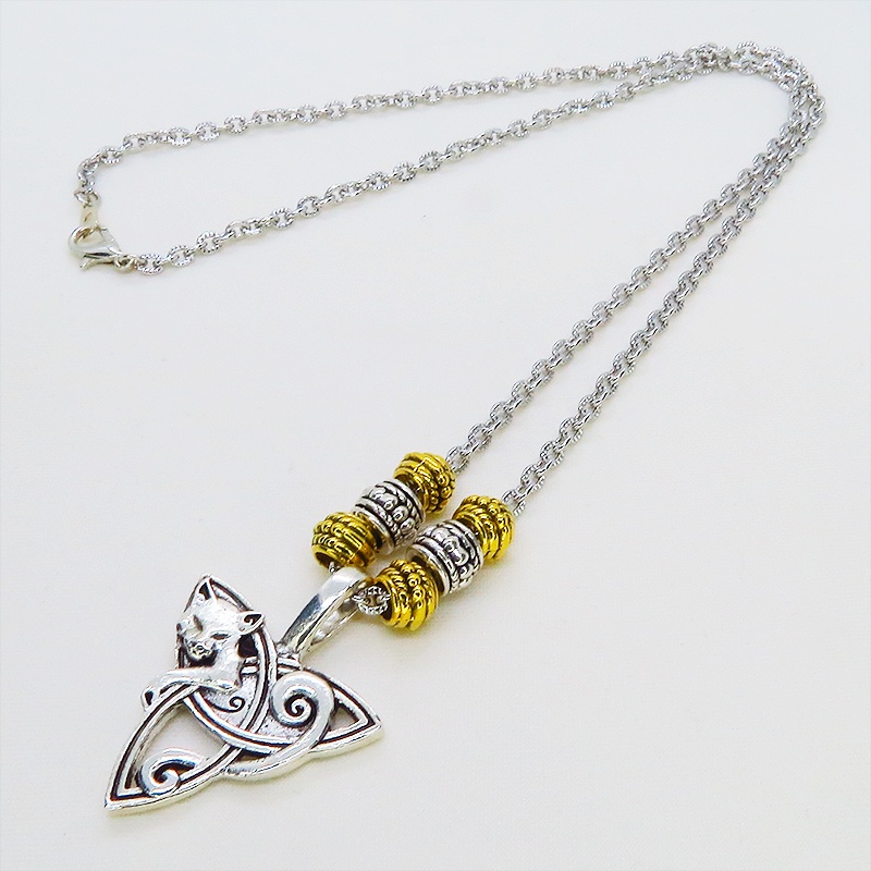 アンティークシルバー フォックス(狐)とメタルビーズを組合せたネックレス 長さ調整可