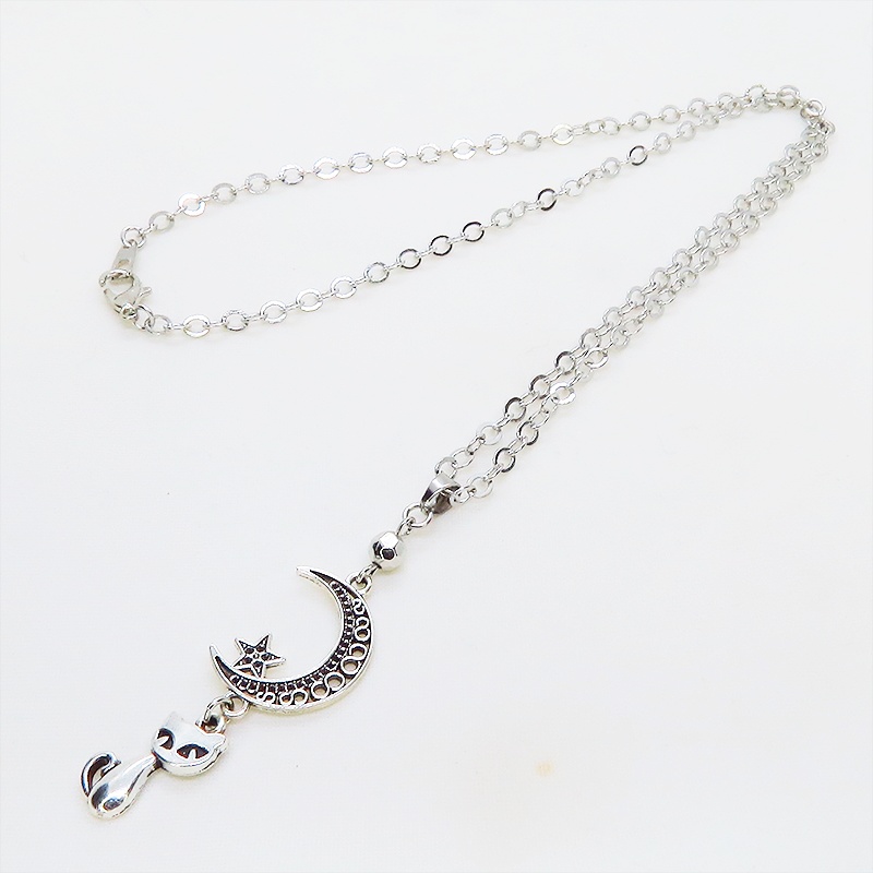 アンティークシルバー 三日月と猫を組合せたコンパクトなペンダントネックレス 長さ調整可 ステンレス可