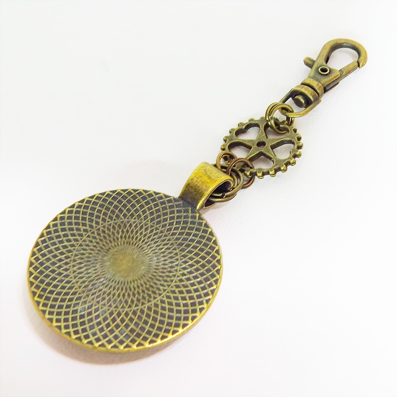 アンティークゴールド カボションペンダントキーホルダー スチームパンク 三毛猫パイロット 金具変更可