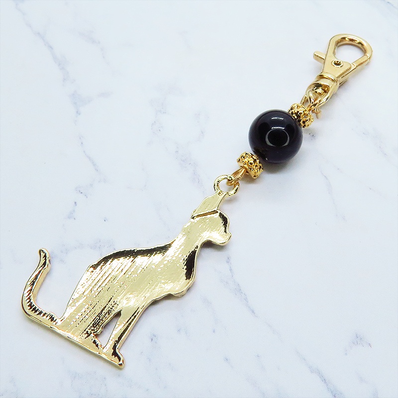 古代エジプトの猫の神様バステトのキーホルダー 黒猫 エナメル オニキスビーズ 金具変更可