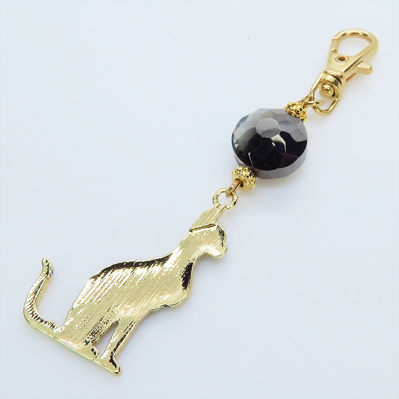 古代エジプトの猫の神様バステトのキーホルダー 黒猫 エナメル クリアブラックビーズ 金具変更可