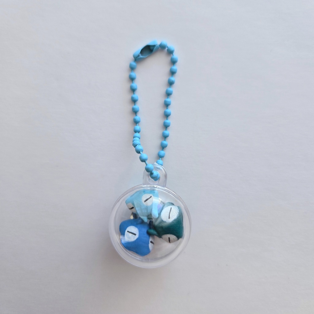 メンダコカプセルキーホルダー(3匹入り)