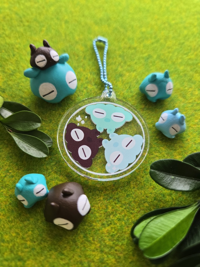 カプセル風アクリルキーホルダー