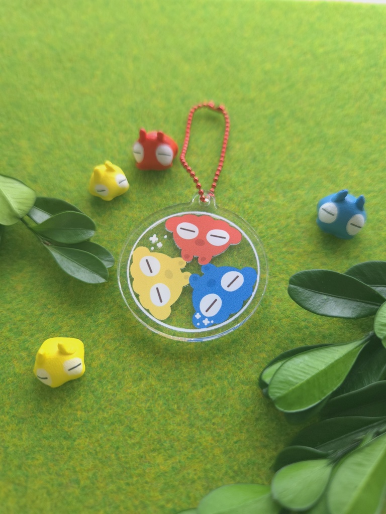 カプセル風アクリルキーホルダー