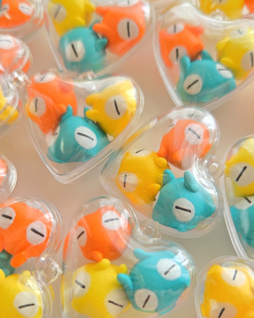 メンダコカプセルキーホルダー【イエローハート】