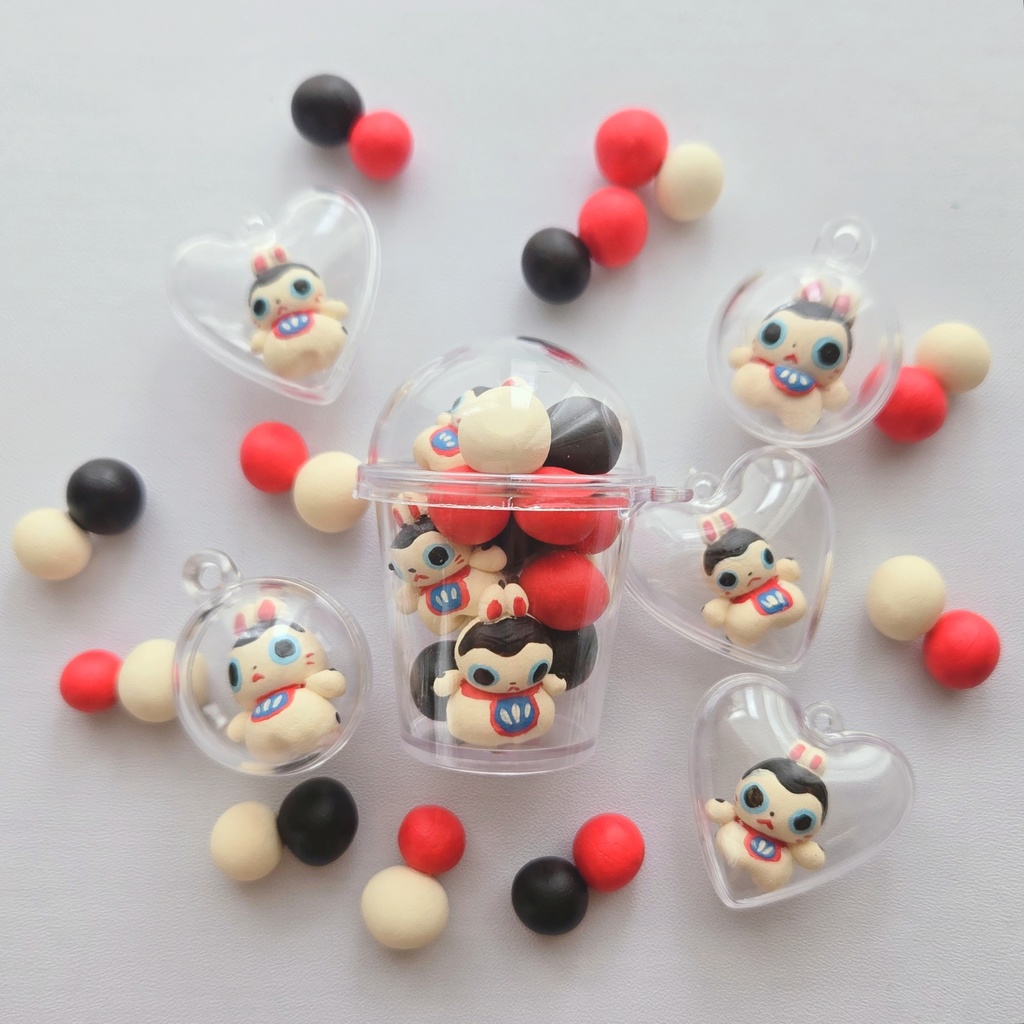 犬張り子のカプセルキーホルダー