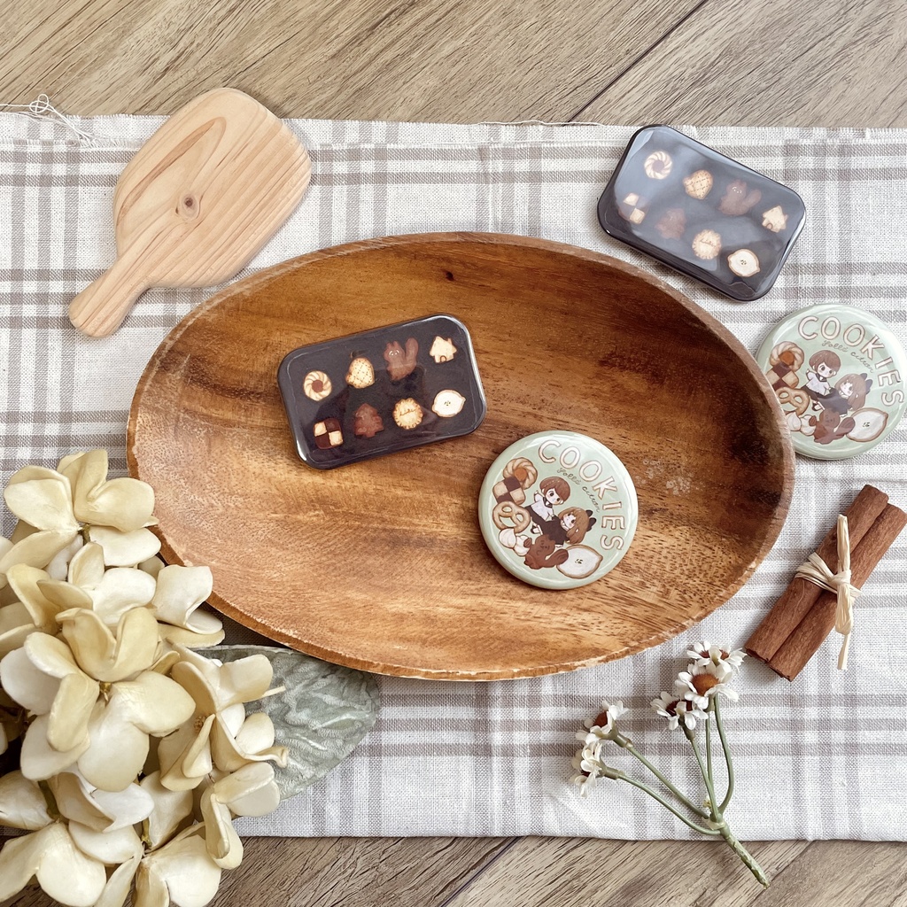 クッキー缶バッジ