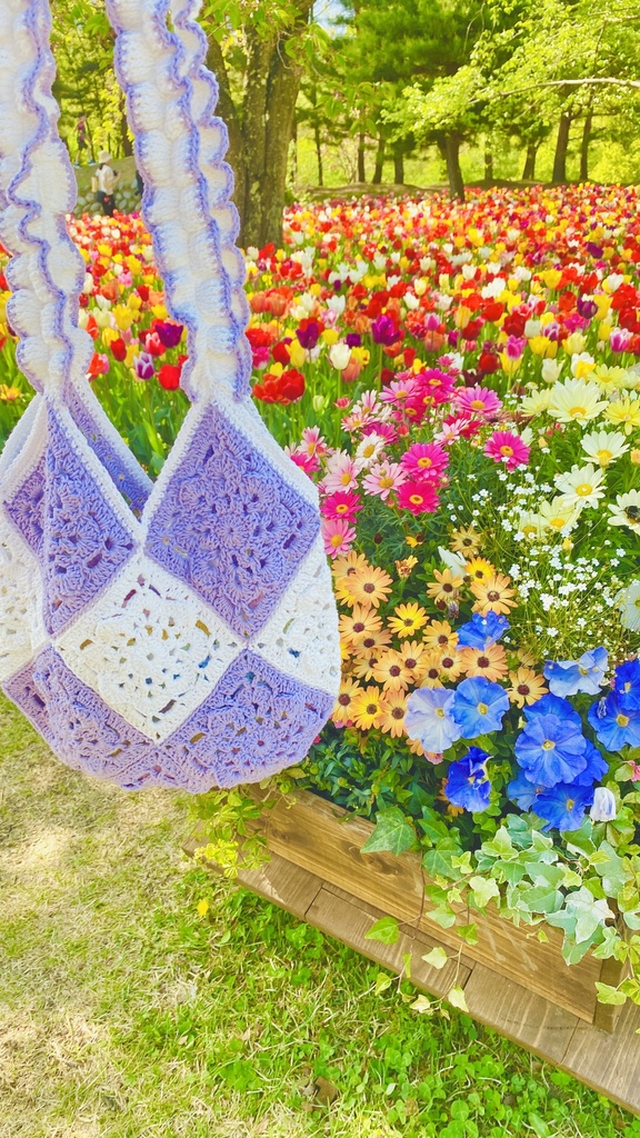 【たっぷりフリルがかわいい!】透かしモチーフのコットンバッグ【ハンドメイド】