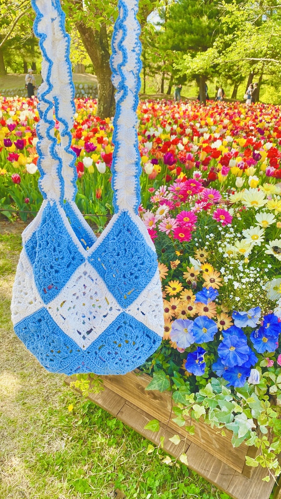 【たっぷりフリルがかわいい!】透かしモチーフのコットンバッグ【ハンドメイド】