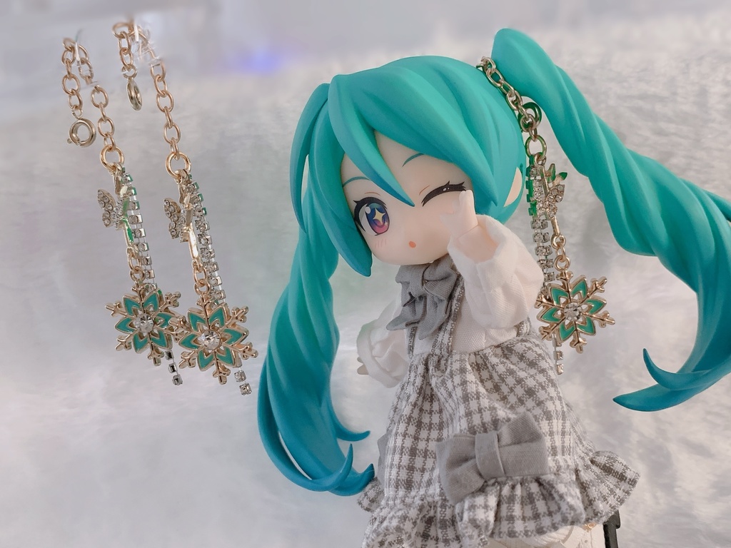 雪と蝶のアクセサリー【ミントグリーン】