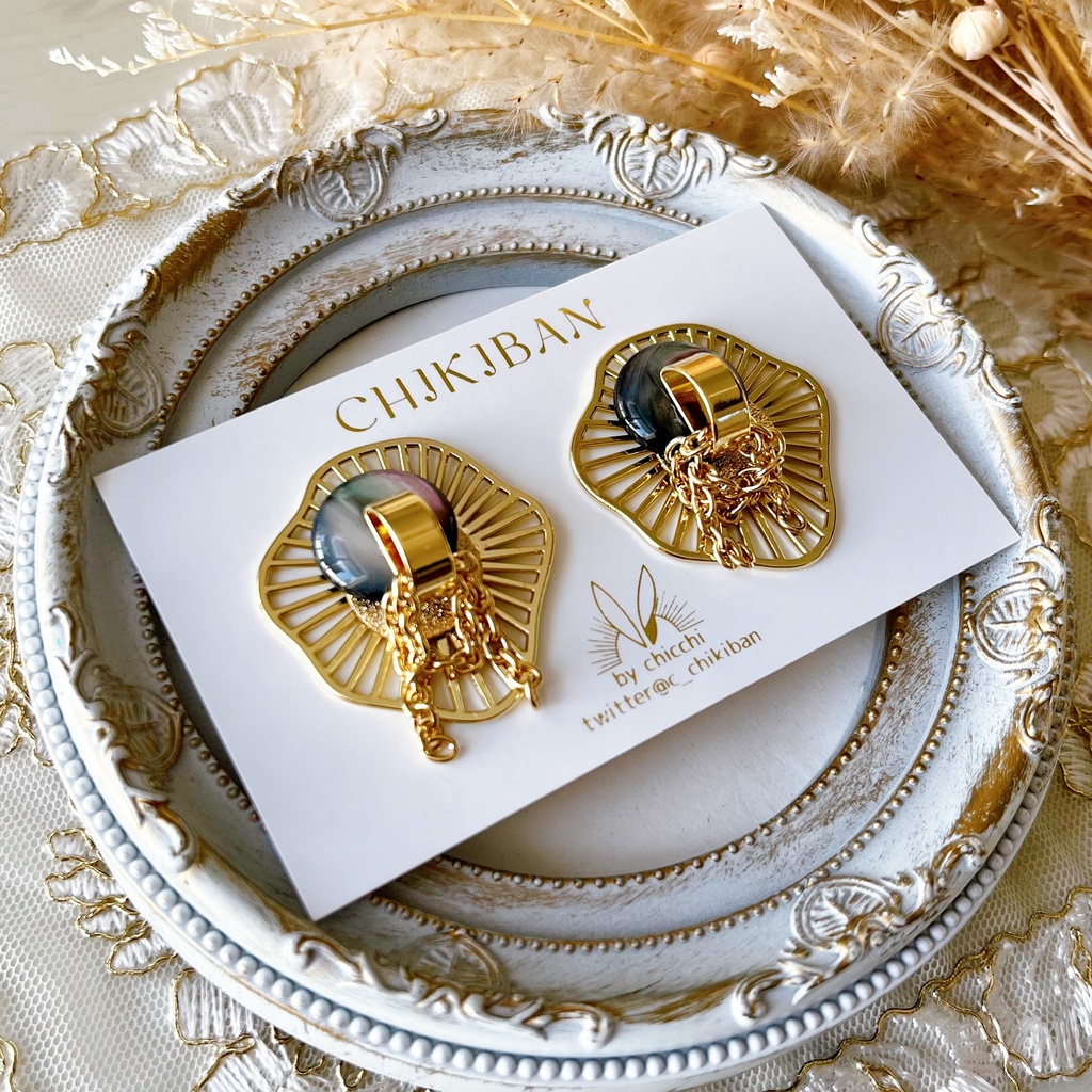 夏油ピアス・イヤリング