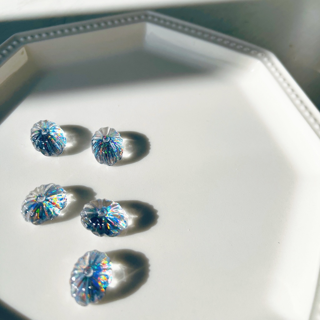 【五条悟イメージ】六眼の残光 揺れるイヤーアクセサリー