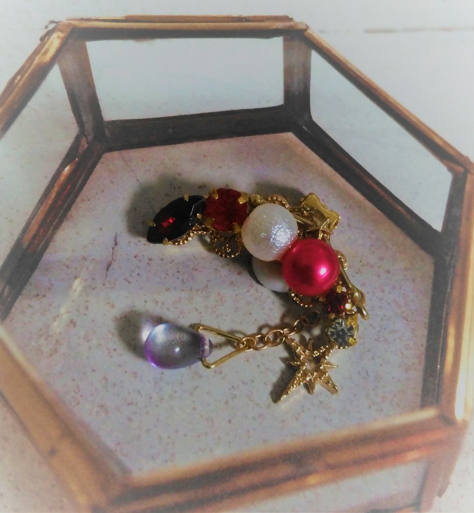 リュンクスイメージ　イヤーカフ