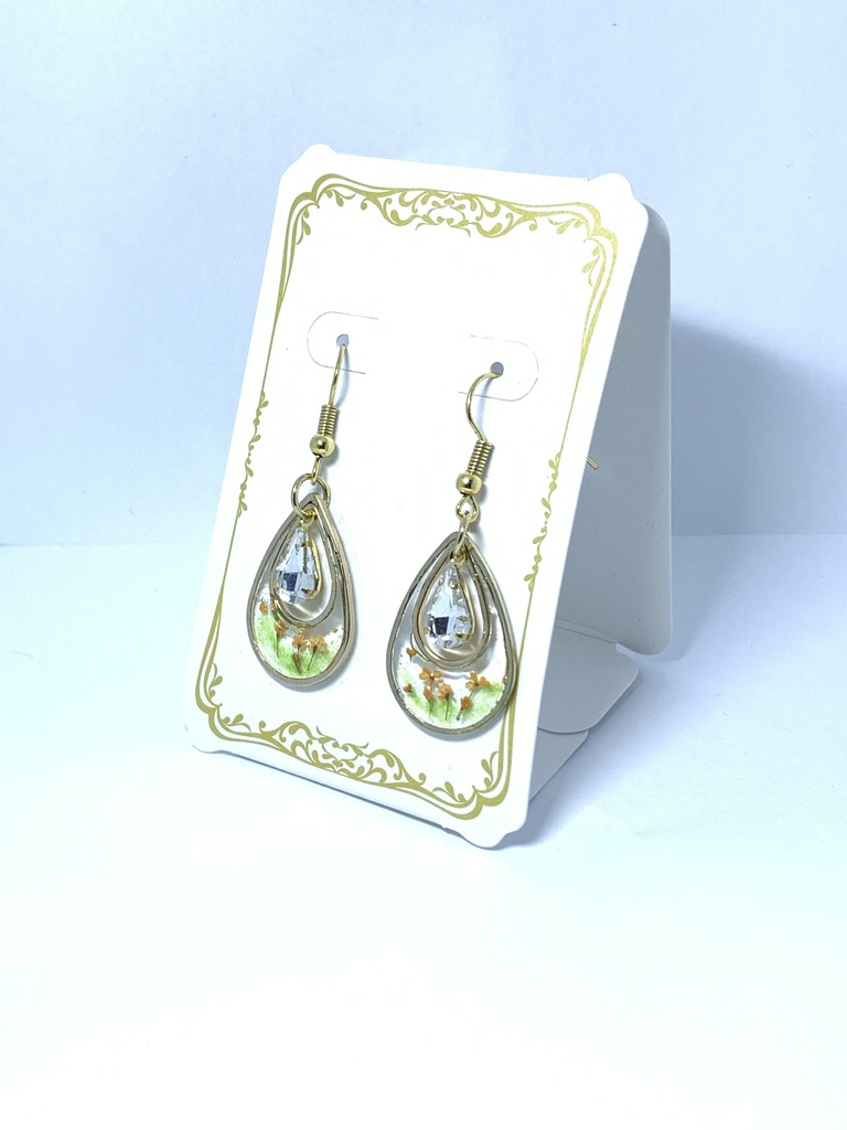 お花畑 ピアス 雫 オレンジ