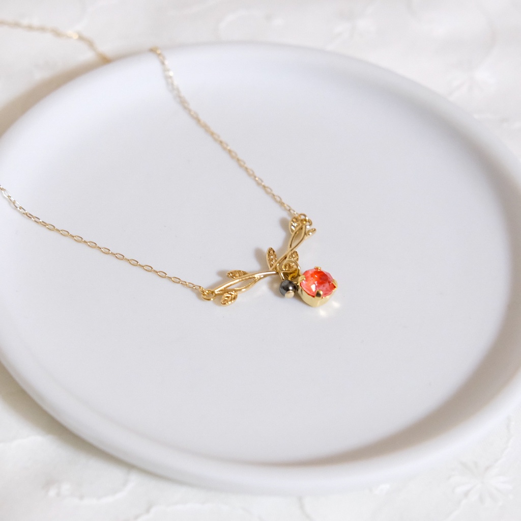 刀剣乱舞イメージ 小枝とクリスタルガラスのネックレス