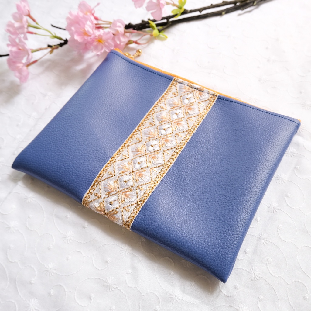 刀剣乱舞 フラットポーチ フェイクレザーver. 山姥切国広 髭切 膝丸