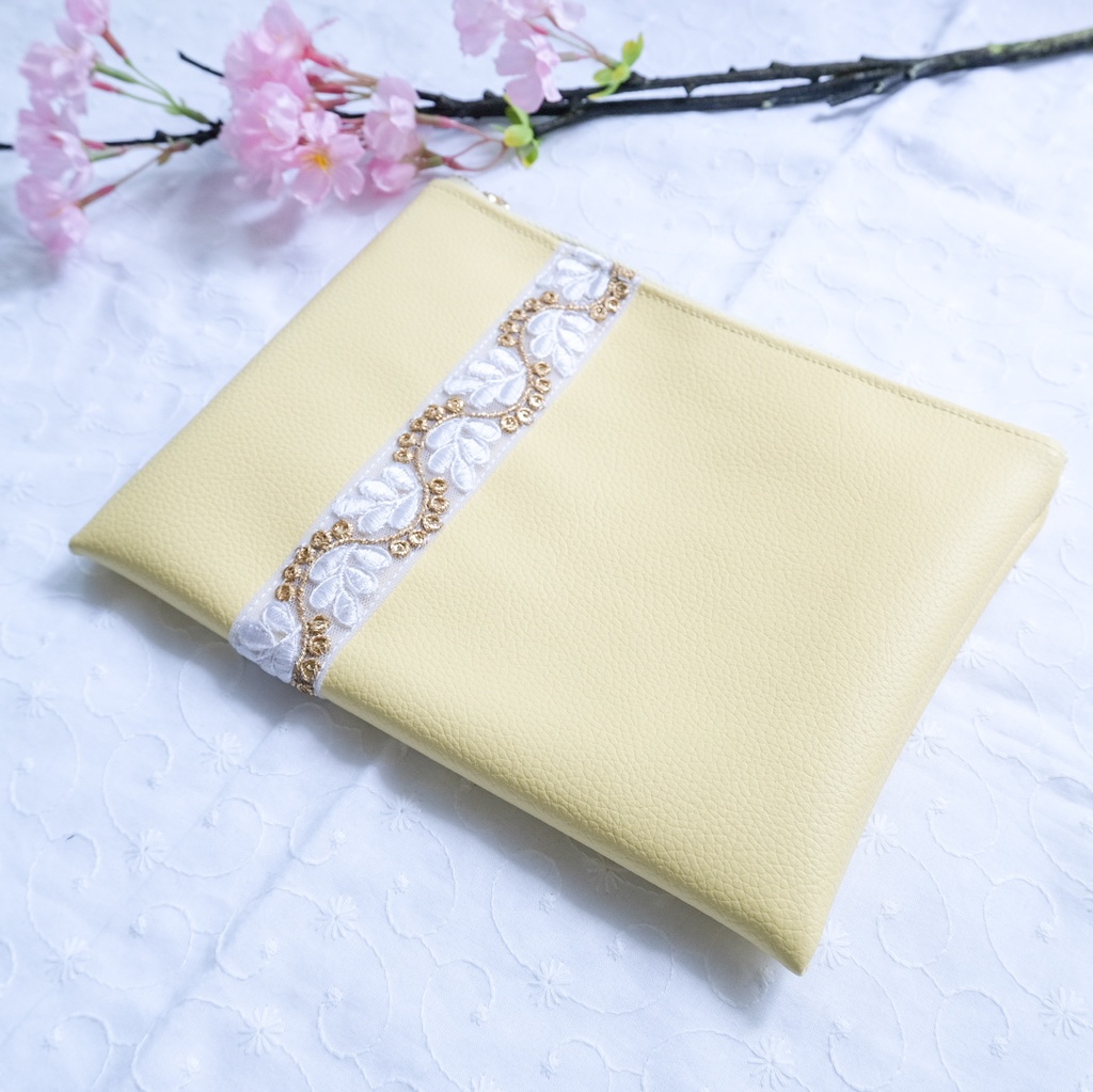 刀剣乱舞 フラットポーチ フェイクレザーver. 山姥切国広 髭切 膝丸