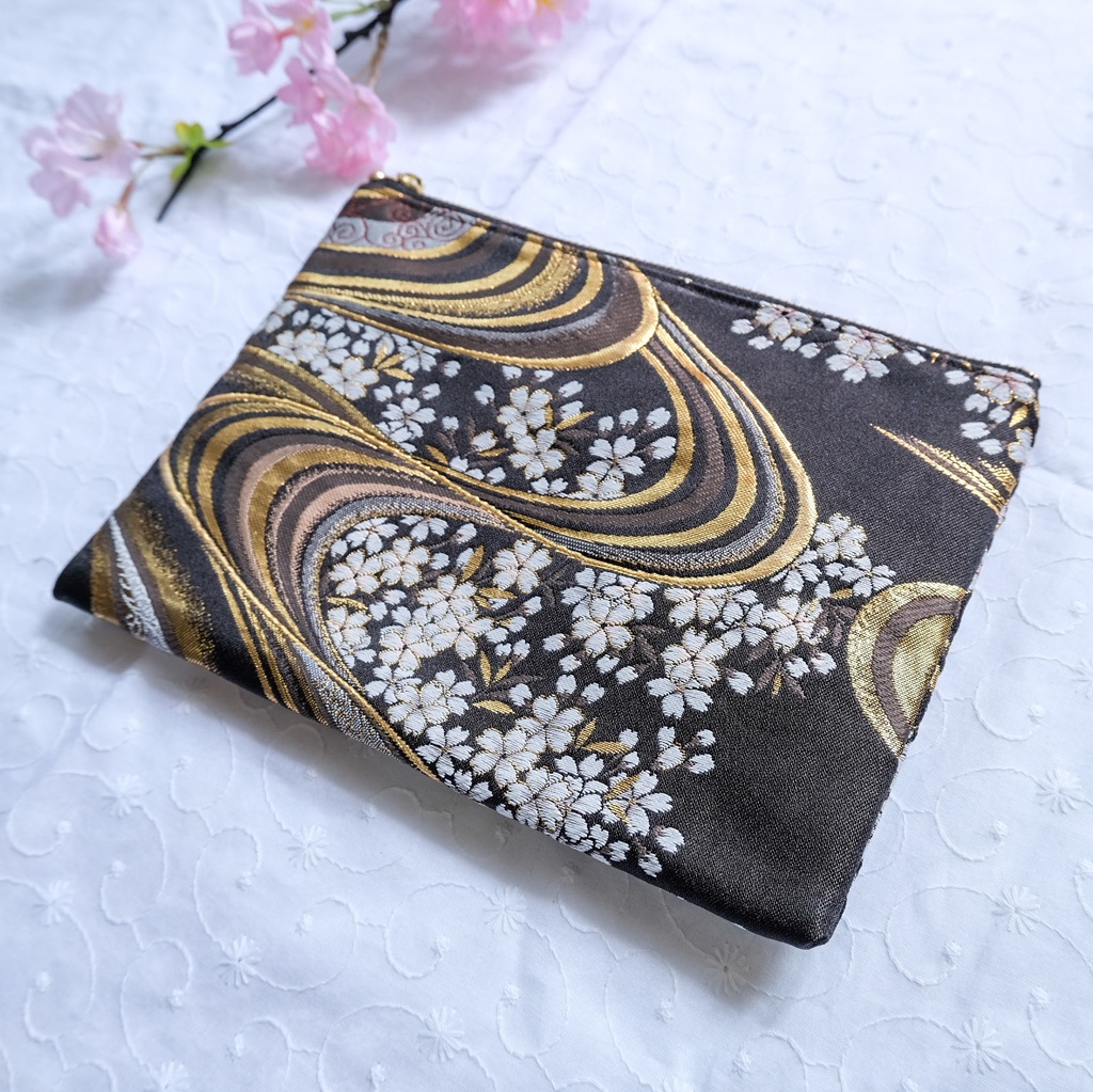 刀剣乱舞 フラットポーチ 金襴ver. 鶴丸国永 燭台切光忠