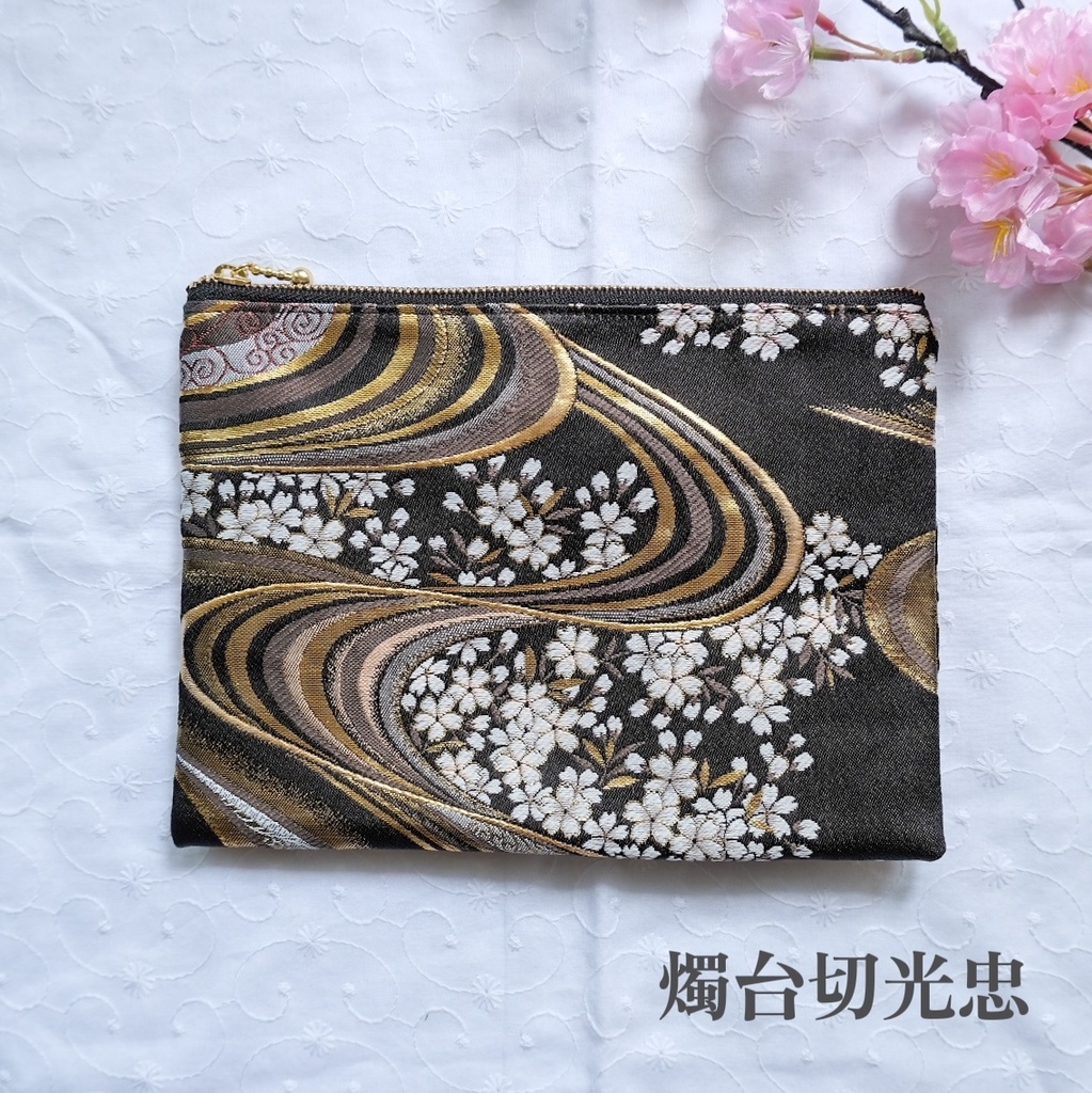 刀剣乱舞 フラットポーチ 金襴ver. 鶴丸国永 燭台切光忠