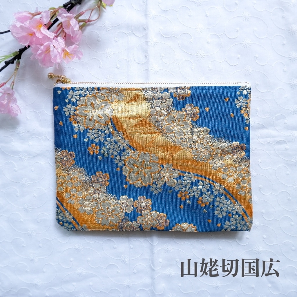 刀剣乱舞 金襴ver. フラットポーチ 大倶利伽羅 山姥切国広
