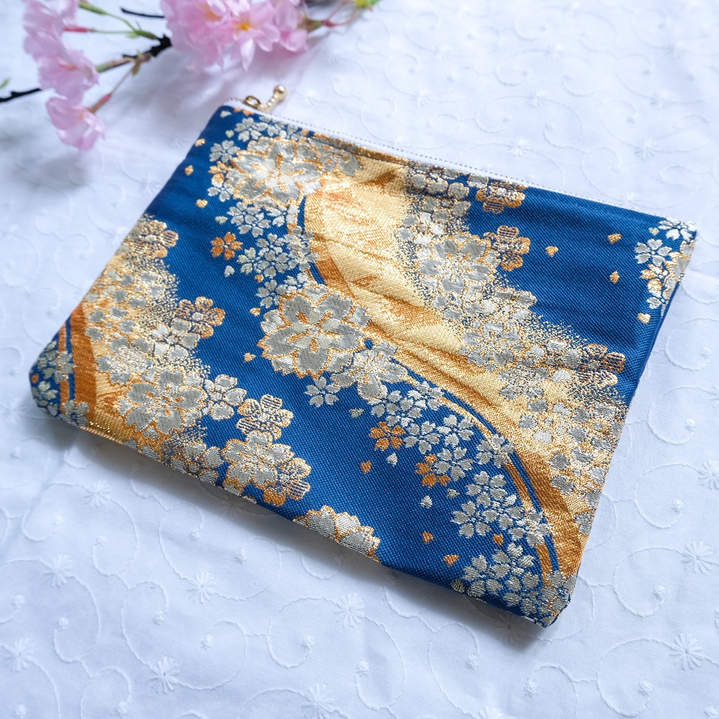 刀剣乱舞 金襴ver. フラットポーチ 大倶利伽羅 山姥切国広