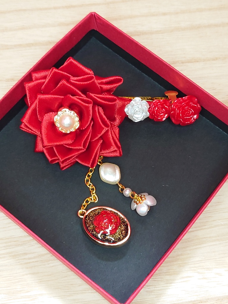 ツイステ ハーツラビュル イメージバレッタ