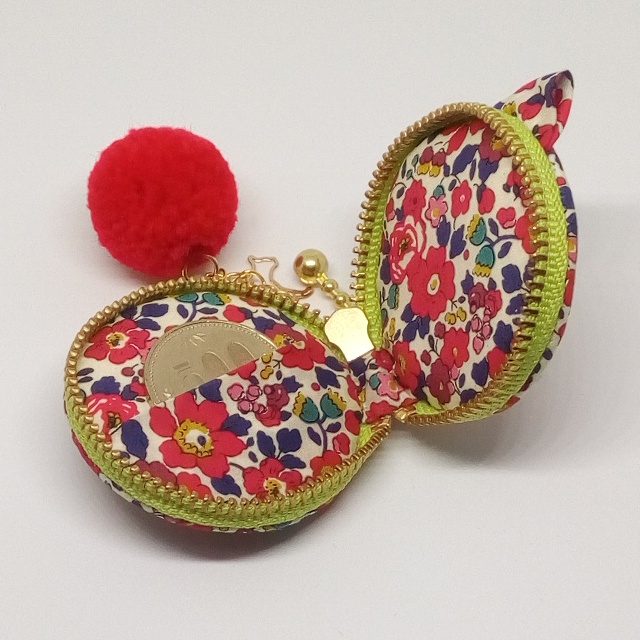 リバティ生地★猫耳マカロンポーチ#19