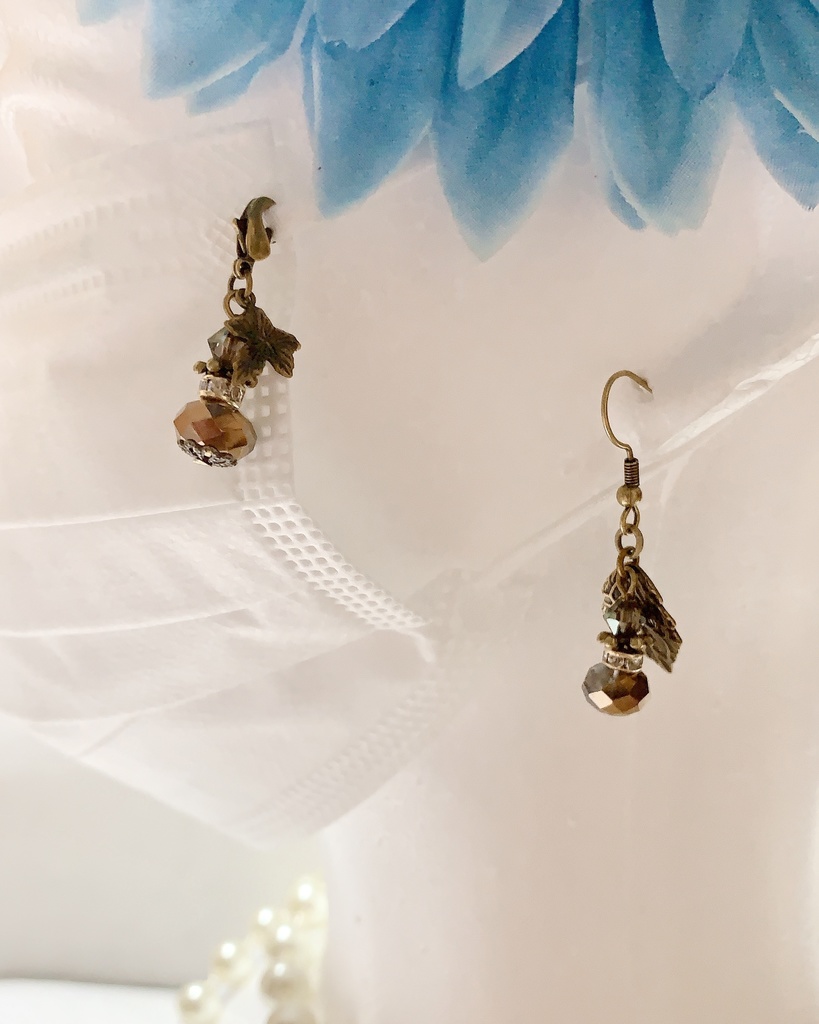 ツイステ サバナクロー寮 イメージピアス