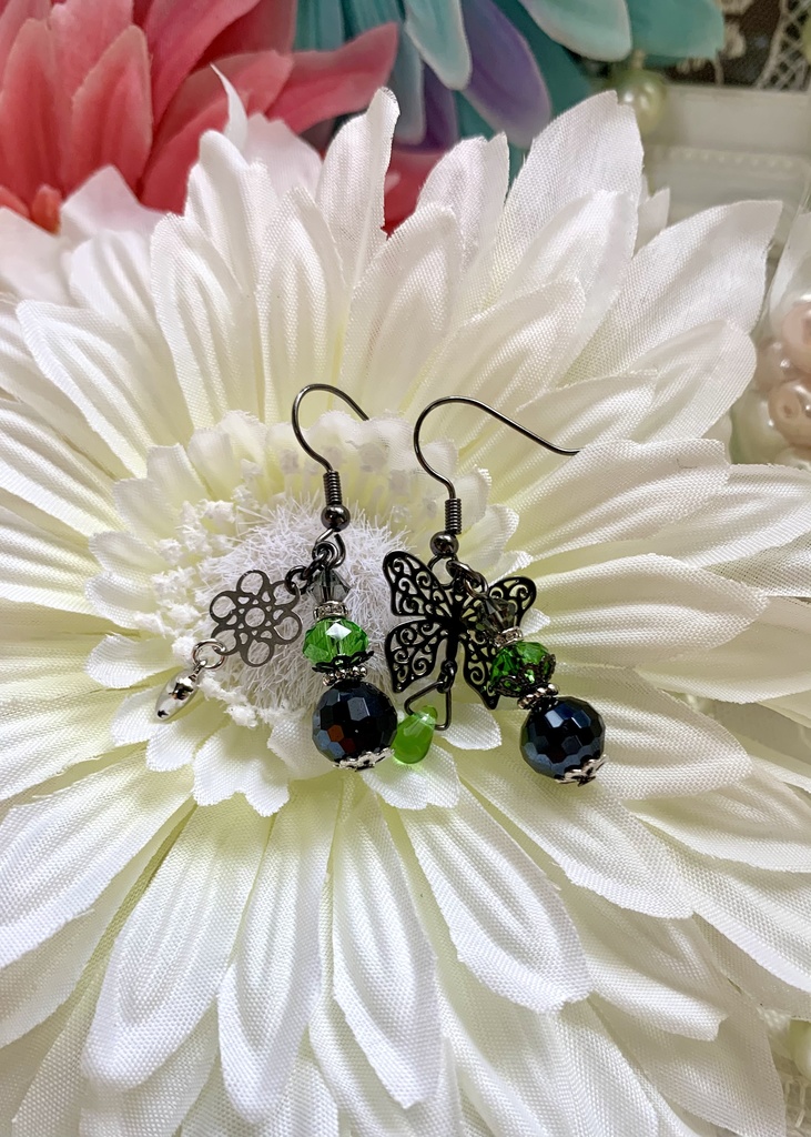 ツイステ　ディアソムニア寮　イメージピアス